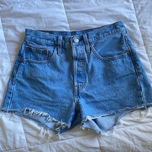 Levi’s 501® Original Women's Shorts size 26 color Athens Empire